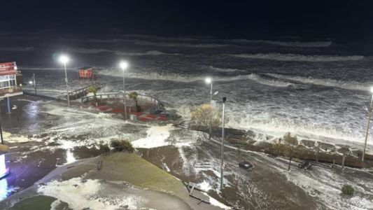 El potente ciclón extratropical devasta la Costa bonaerense con olas de siete metros