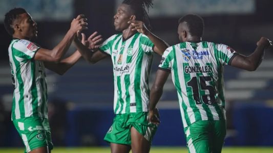 Escándalo en Panamá: un jugador abandonó el partido y denunció a su arquero por arreglo de resultados