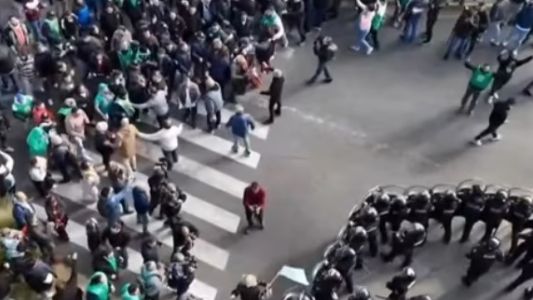 Protestas y movilizaciones sobre la General Paz, a la altura de San Martín