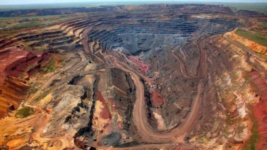 Guiño a Estados Unidos: el oficialismo busca instalar en el Congreso una agenda sobre explotación de "tierras raras"