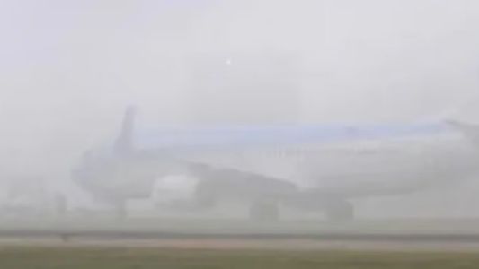 Complicaciones en Ezeiza por la niebla: al menos 14 vuelos afectados