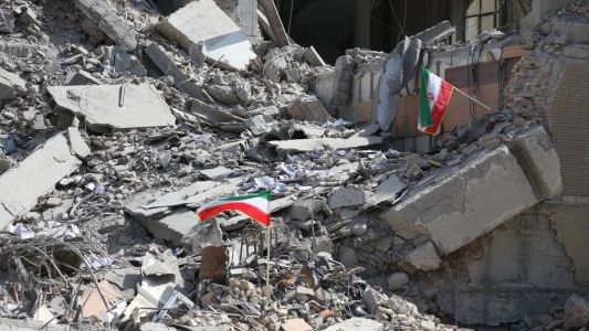 EE.UU. e Irán anunciaron acuerdo y fin "permanente" de las operaciones militares