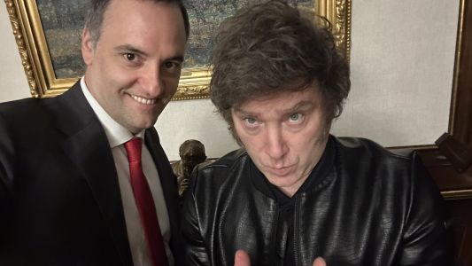Javier Milei sostuvo su apoyo a Manuel Adorni a través de redes sociales