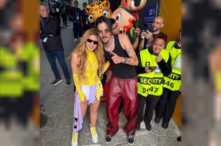 Con bodysuit amarillo y plataformas blancas, Shakira brilló en la ceremonia inaugural del Mundial 2026