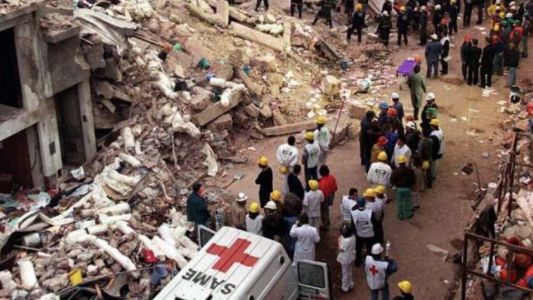 Causa AMIA: piden el procesamiento y la captura internacional de un jerarca iraní por el atentado