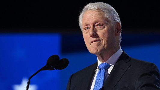 Clinton acerca de su vínculo en el caso Epstein: "No vi nada y no hice nada malo"