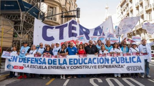 CTERA ratifica el paro docente de mañana en repudio a la reforma laboral