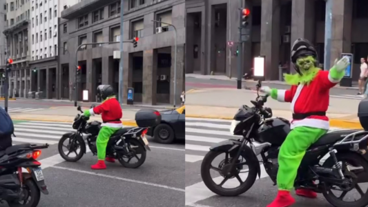 Filmaron al Grinch paseando en moto por el microcentro porteño