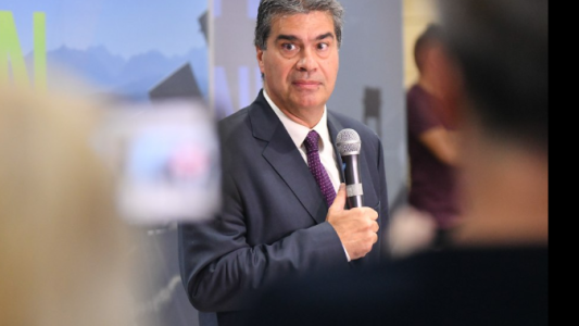 Capitanich aseguró que la reforma laboral es una modificación tributaria “encubierta"