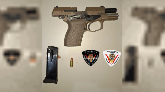 Feroz balacera en Rosario: una niña herida y cuatro detenidos, uno menor de edad