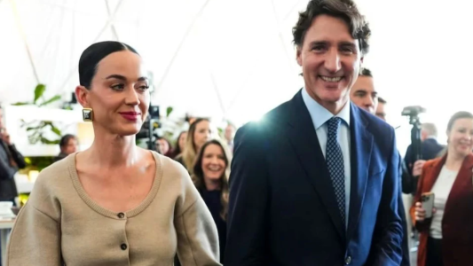 Al estilo "primera dama", Katy Perry llegó a Davos para acompañar a Justin Trudeau