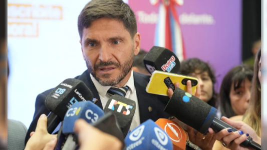 Pullaro dijo que la protesta de la policía “fue un reclamo justo y genuino” y anunció un aumento de sueldo