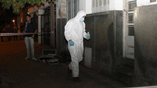 Hombre con problemas psiquiátricos descuartizó a su mujer y mató al perro