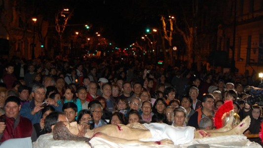 Se viene un nuevo Vía Crucis  de la Ciudad en la Avenida de Mayo