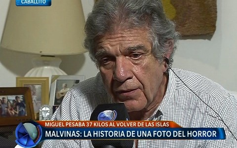 Malvinas: habla el médico que fotografió al soldado que pesaba 37 kilos