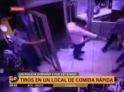 Imputaron a un policía que disparó en un Mc Donald´s de Rosario