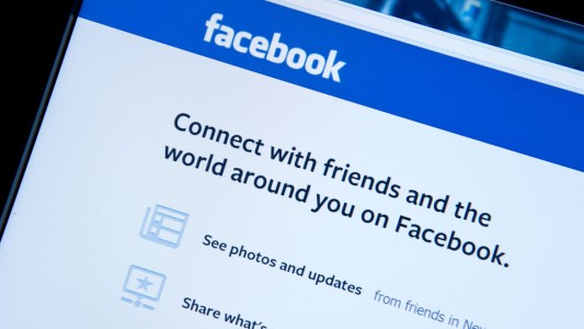 La autorizan a divorciarse a través de Facebook