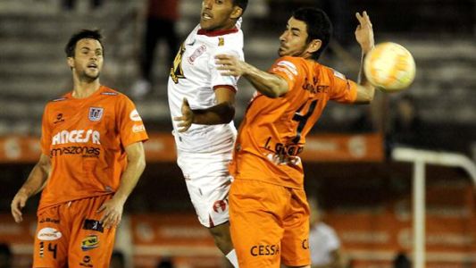 Huracán empató y su acceso a los octavos de la Libertadores se complica