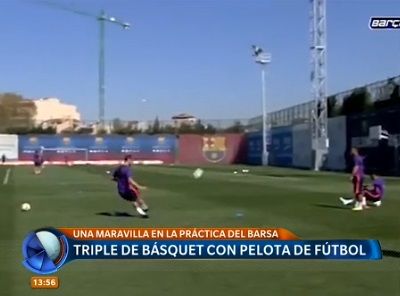 Jugador de Barcelona metió un triple en la cancha de fútbol