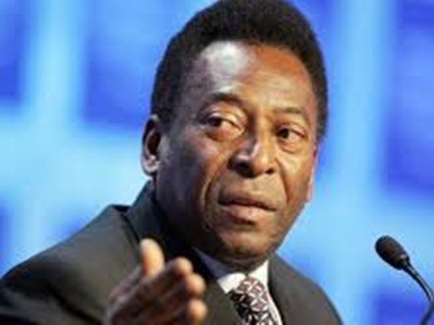 Pelé, puesto a elegir, se queda con Messi