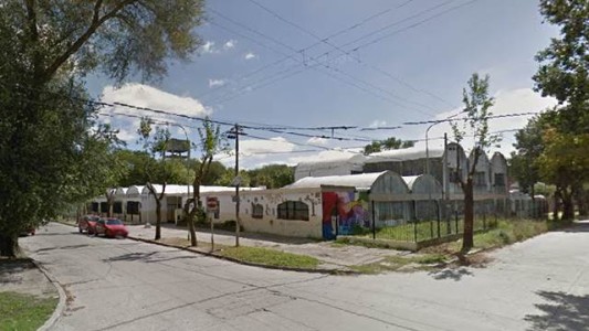 Engañó a una nena de 14 años por Facebook, la violó y el padre le dio dos puntazos