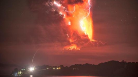 El Volcán Calbuco tuvo una nueva erupción por la madrugada