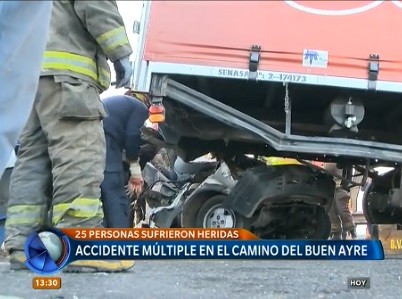 Accidente múltiple en el Camino del Buen Ayre