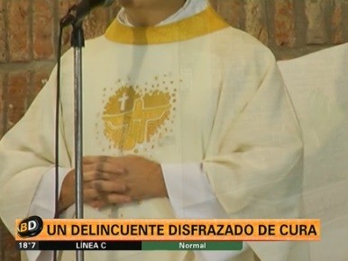 Un delincuente disfrazado de cura