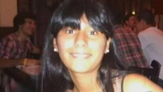 Buscan a una adolescente que desapareció en parque Las Heras