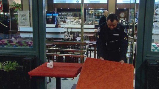 Asesinó a su ex pareja en un bar y trató de matarse en plena avenida Rivadavia