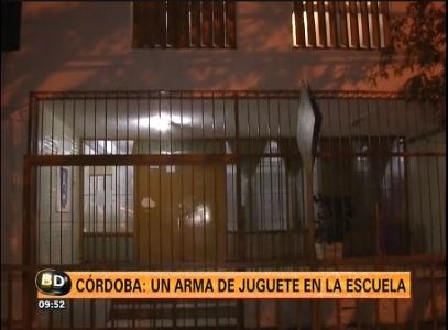 Córdoba: un arma de juguete en la escuela