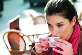 Tres tazas de café al día benefician al organismo, afirma un nuevo estudio