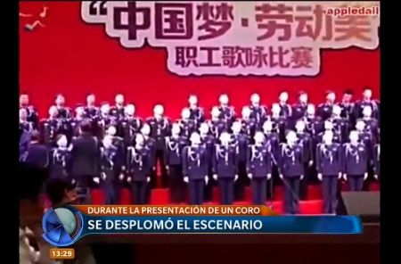 Se desplomó un escenario con un coro de 80 personas