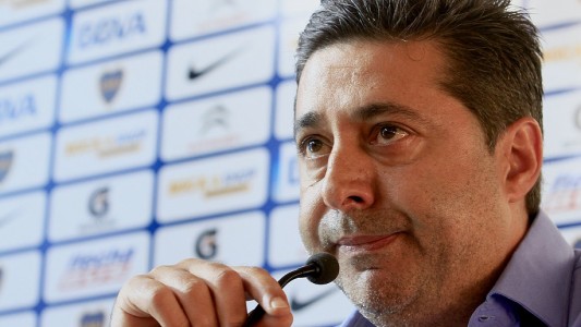 Sanción a Boca: Angelici acusó un motivo "político" y eximió a la barra de los incidentes