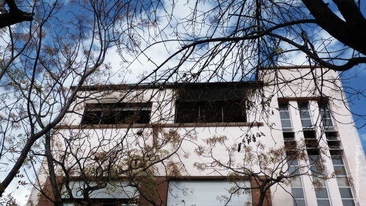 Cuatro muertos al incendiarse un geriátrico: investigan al dueño