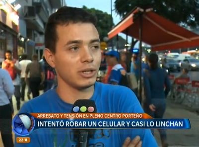 Testigo: "Una multitud le pegaba patadas"