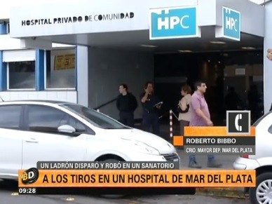 Ladrón entró a los tiros a un hospital y robó un remís para huir
