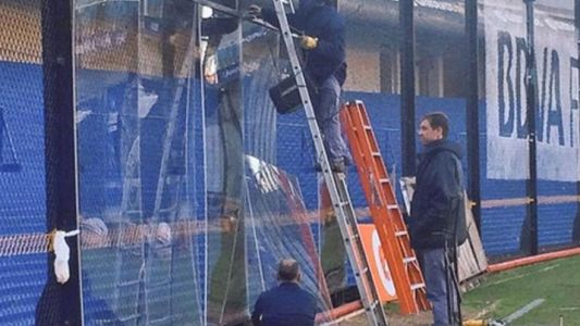 Boca instaló en La Bombonera el acrílico que exigió la Conmebol