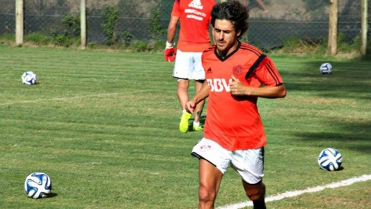 Gallardo incluyó a Aimar entre los concentrados y sería suplente ante Central