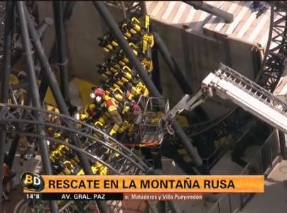 Choque en montaña rusa deja 4 heridos graves en Gran Bretaña