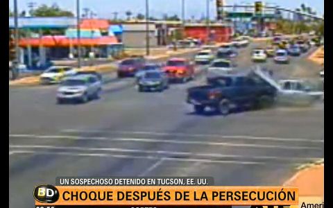 Espectacular choque después de una persecución