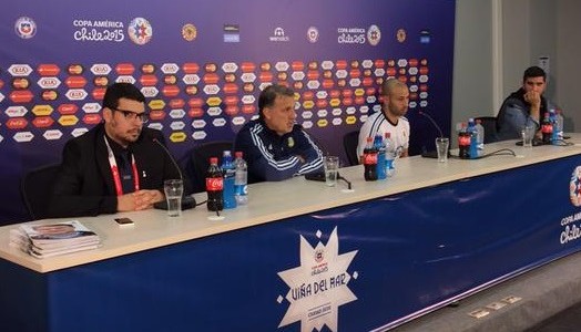 Martino: "Más que el rival, me preocupan los árbitros"