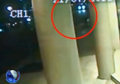 Atropelló y mató a un policía: el video