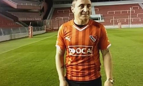 El uruguayo "cebolla" Ródriguez fue presentado en Independiente con la camiseta 10