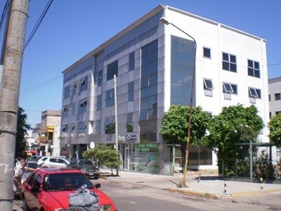 Una jubilada murió en una clínica de San Justo y dicen que su cuerpo apareció en Burzaco