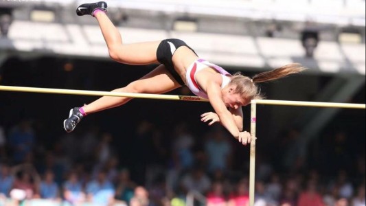 Drama: la atleta de 21 años Kira Grünberg queda parapléjica tras tremenda caída