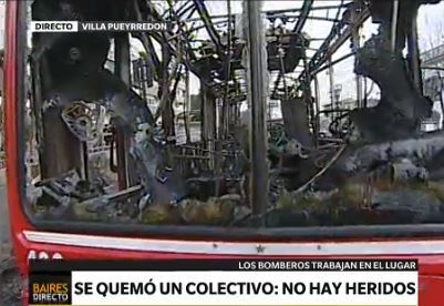 Se incendió un colectivo de la línea 140
