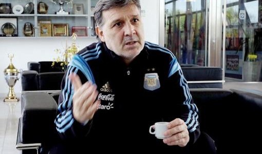 Martino: "No se puede producir un recambio cuando nadie hace méritos para salir"