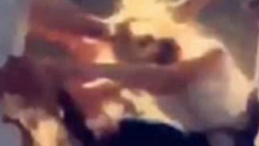 Bullying feroz: le pegan patadas, piñas y prenden fuego sus extensiones de pelo