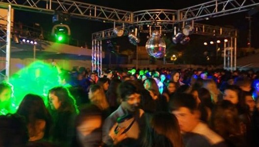Mató a puñaladas al patovica que quiso sacarlo del boliche
